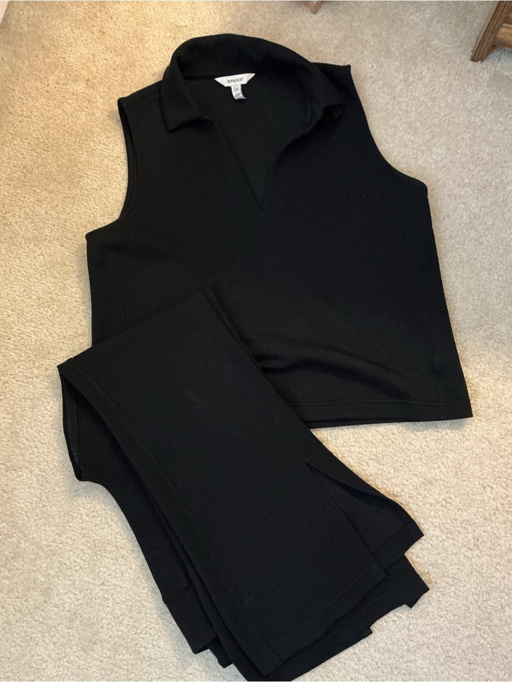 SPANX Matching Set Lounge/Travel wear - Picture 7 of 11